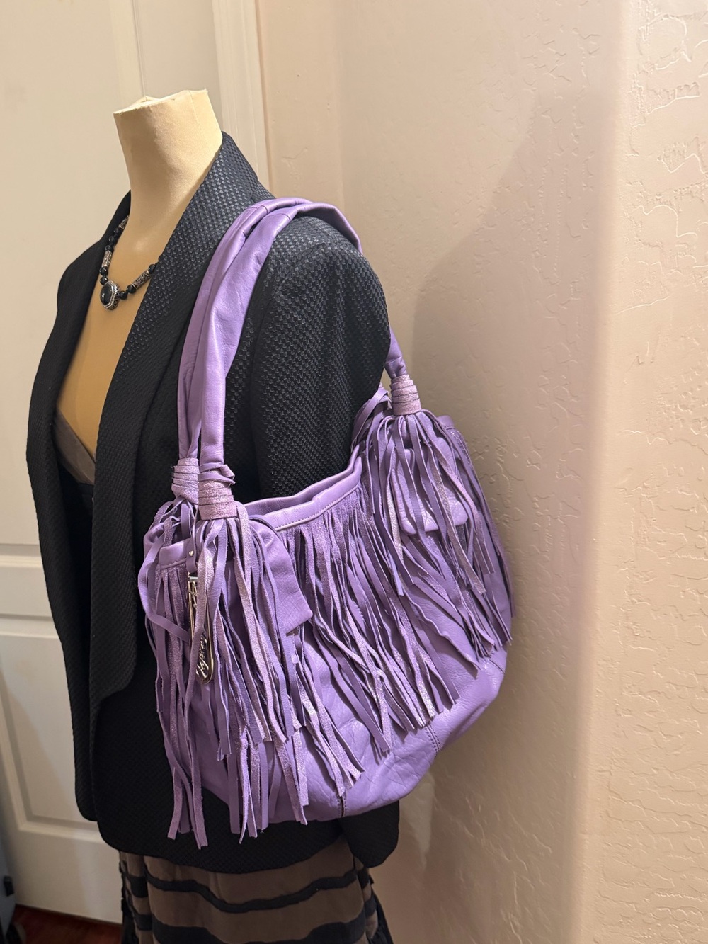 B. Makowsky purple leather fringed shoulder bag  NEW Gorgeous